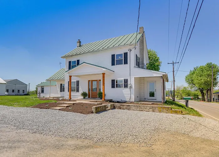 Spacious Shippensburg Home 4 Mi To Tiny World!